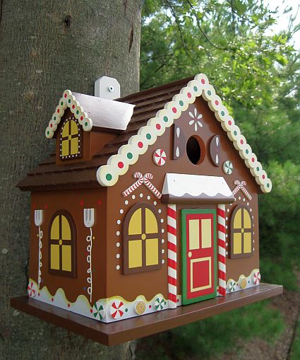 Gingerbread Birdhouse, Birdhouse Crafts, Gingerbread Art, All Things Gingerbread, House Craft, Beautiful Birdhouses, Birdhouse Designs, Bird Houses Painted, Decorative Bird Houses