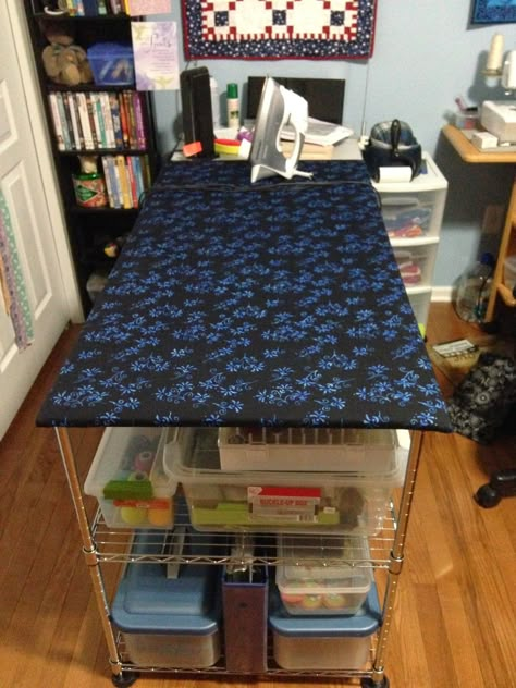 Quilting With Mom : How to Make a Quilter's Ironing Board Table Quilters Ironing Board, Ironing Board Tables, Diy Ironing Board, Quilt Sewing Room, Ironing Station, Sewing Room Inspiration, Sewing Room Storage, Ironing Boards, Sewing Spaces