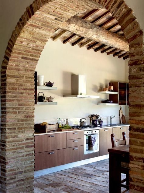 Italian Farm House style... Rustic brick archway, modern cabinetry & appliances. My perfect combo! Italian Farm, Modern Cabinetry, Rustic Italian Home, Villa Decor, Brick Archway, Italian Farmhouse, Rustic Brick, Italian House, Italian Decor