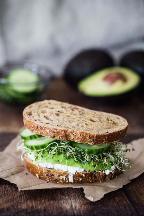 Goat Cheese Sandwich, Cucumber Goat Cheese, Avocado Cucumber, Cheese Sandwich, Cheese Sandwiches, Goat Cheese, Lettuce, Food Inspiration, Cucumber