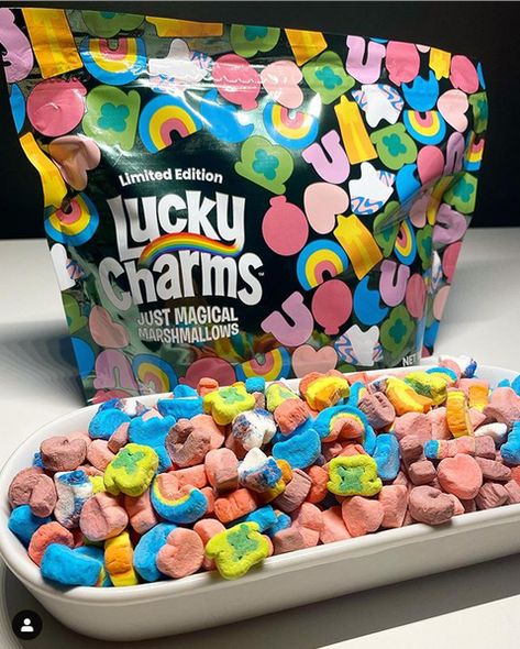 Lucky Charms Marshmallows Only, Red Velvet Cheesecake Brownies, Disney Themed Food, Lucky Charms Marshmallows, Fruit Chip, Frozen Yogurt Shop, Toddler Birthday Gifts, Snack Shop, Junk Food Snacks