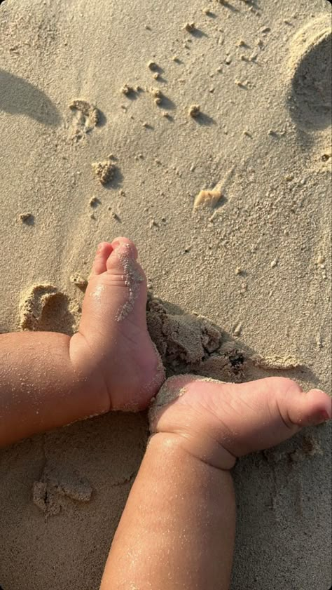 Baby Aesthetic, Beach Mom, Mommy Goals, 사진 촬영 포즈, Foto Baby, Future Mom