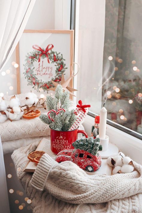 Christmas Photo Aesthetic, Happy Christmas Aesthetic, Aesthetic Christmas Photos, Christmas Cozy Aesthetic, Christmas Aesthetic Photos, Winter Holiday Aesthetic, Christmas Gift Aesthetic, Christmas Aesthetic Cozy, Xmas Aesthetic