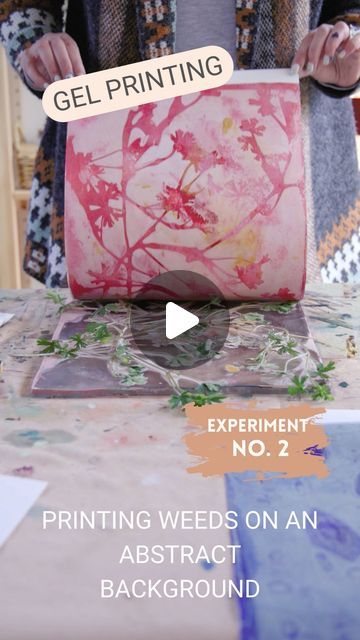 Geli Plate Printing On Fabric, How To Make A Gelli Plate, Gelli Plate Collage, Printing On Transparent Paper, Christmas Gelli Prints, Printing With Gelli Plates, Collage And Acrylic Painting, Botanical Gelli Prints, Jelly Printing Ideas