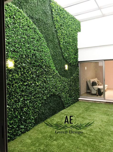 Artificial Green Wall, Garden Wall Designs, Hotel Lobby Design, Astro Turf, Lobby Design, Patio Interior, Green Design, Green Wall, Vertical Garden