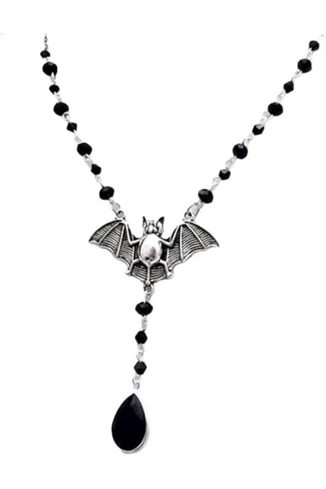 Bat Necklace Gothic Punk Cool Heavy Chain Choker, Vampire Bat Pendan Necklace for Women Girls Goth Halloween Jewelry Baddie Jewelry, Goth Necklaces, Gothic Wardrobe, Bat Jewelry, Bat Necklace, Vampire Aesthetic, Goth Halloween, Goth Necklace, Dark Coquette