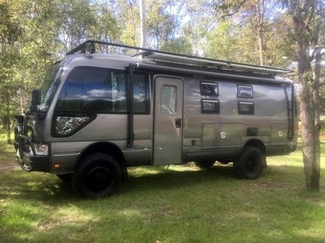 4x4 Motorhome, Camping 4x4, Bus Motorhome, Cool Rvs, Custom Camper Vans, Gmc Motorhome, Off Road Camping, Custom Campers, Kombi Home