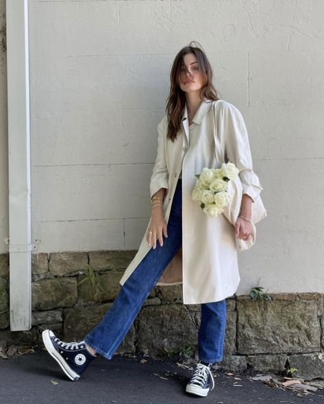 Alternative Luxe, Phoebe Tonkin Style, Stockholm Street Style, Phoebe Tonkin, Dressed To The Nines, Street Style Summer, Mood Board Fashion, Celebrity Street Style, New Wardrobe