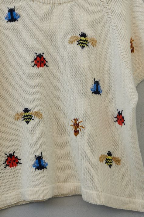 Knitted Insects, Insect Embroidery, Sustainable Knitwear, Intarsia Knitting, Handmade Knitwear, Knit Art, Personalized Embroidery, Yarn Projects, Knitting Charts