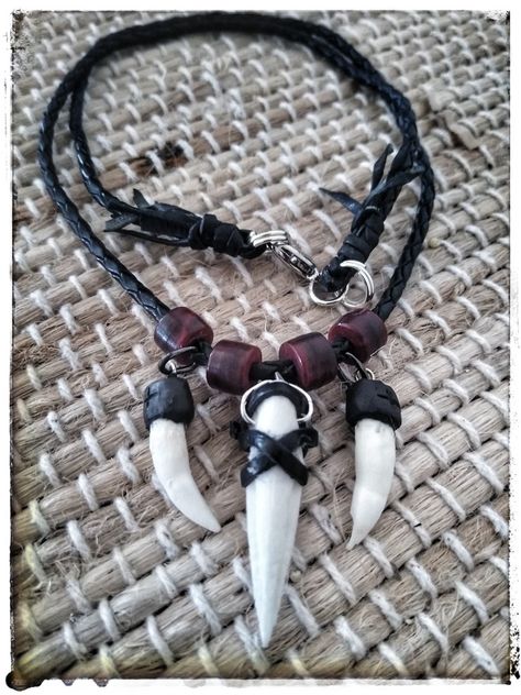 Antler Jewelry, Red Bone, Claw Necklace, Bone Necklace, Tooth Necklace, Bone Jewelry, Hardware Shop, Bone Beads, Funky Jewelry