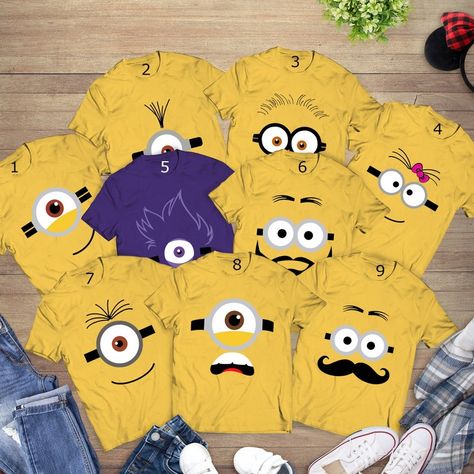 Minions Halloween Costume, Group Halloween Shirts, Minions Halloween, Minion Shirts, Minion Halloween, Minion Costumes, Minions Wallpaper, White Christmas Ornaments, Fancy Nancy