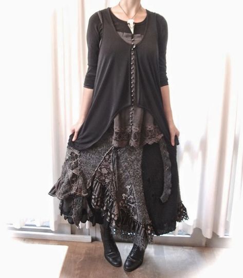 Dark Mori Kei, Dark Mori Fashion, Strega Fashion, Dark Mori, Kei Fashion, Mori Fashion, Mori Girl Fashion, Estilo Hippie, Witch Fashion