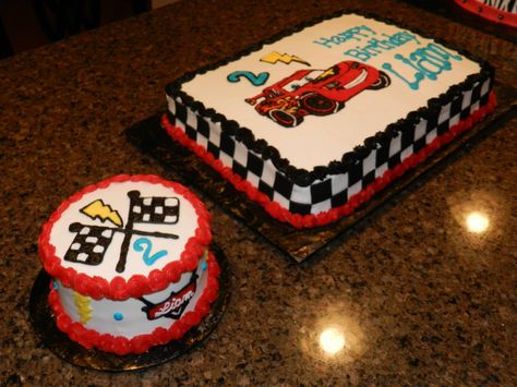 Lightening McQueen birthday cake and smash cake. http://www.facebook.com/BeccasEdibleCreations Cars Birthday Smash Cake, Lightning Mcqueen 1st Birthday Cake, Cars Smash Cake Disney, Cars First Birthday Cake, Disney Cars Smash Cake, Lighten Mcqueen Birthday Cake, Lightning Mcqueen Cake Pops, Lightening Mcqueen Cakes, Race Car Smash Cake