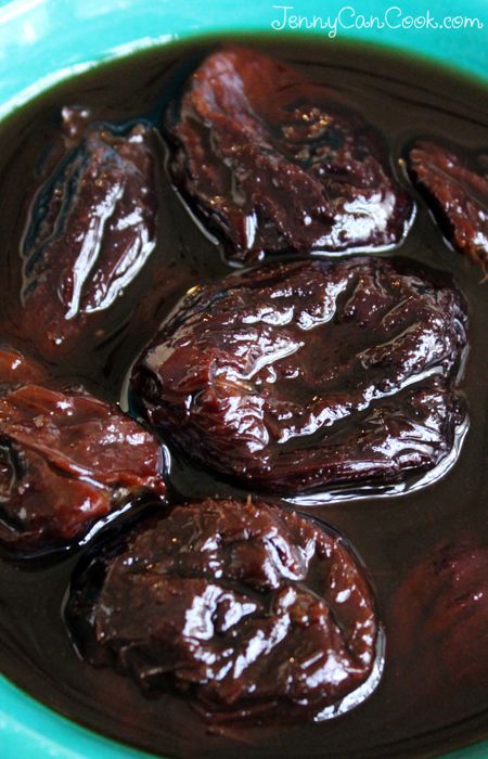 Stewed Prunes, Prune Recipes, Stewed Fruit, Dried Prunes, Fruit Ideas, Dried Plums, Clam Recipes, Fruit Dishes, Hawaiian Food