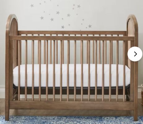 Crib Natural Wood, Baby Boy Crib Ideas, Natural Wood Crib Nursery, Wooden Crib Nursery, Light Wood Crib, 3 In 1 Crib, Airy Nursery, Spindle Crib, Convertible Crib Toddler Bed