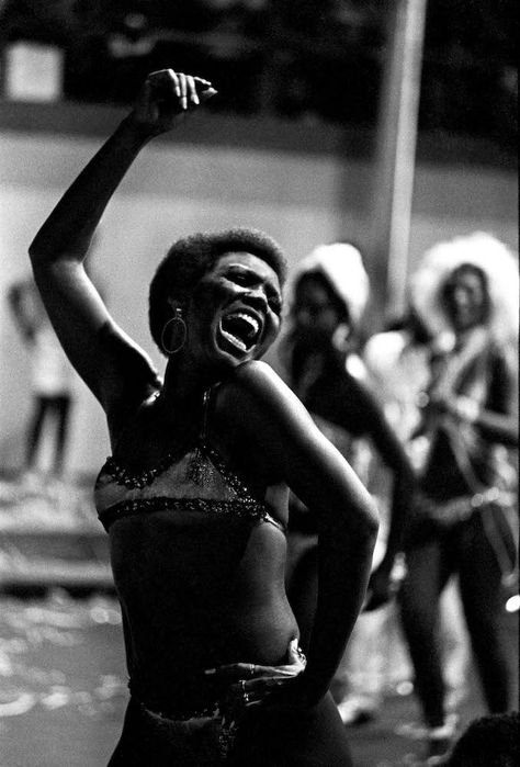 Jamel Shabazz, Afrique Art, Black Photography, Dancing Aesthetic, People Dancing, Dance Photography, Black Power, Black Culture, Photojournalism