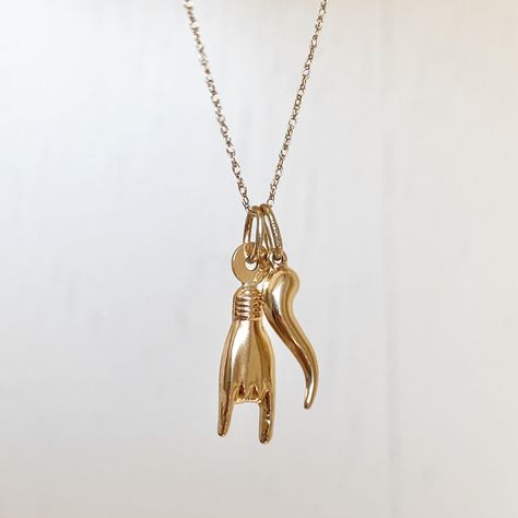 14KT Yellow Gold Polished Italian Mano Cornuto + Horn Corno Pendant Charms Chain Necklace NEW Various Lengths by NiceVixenGems on Etsy Saint Jewelry, Italian Horn, Hand Gesture, Kids Rings, Cable Chain Necklace, Horn Pendant, Necklace Clasps, Gold Choker, Gold Polish