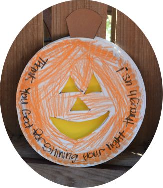 Happy Sunday! With this being the Sunday before Halloween we created these paper plate Shining Jack-o-Lanterns to remind us that God sh... Halloween Sunday School Crafts, Halloween Sunday School, Christian Halloween Crafts, Toddler Sunday School, Christian Halloween, Paper Plate Craft, Sunday School Crafts For Kids, Bible School Crafts, Halloween Preschool