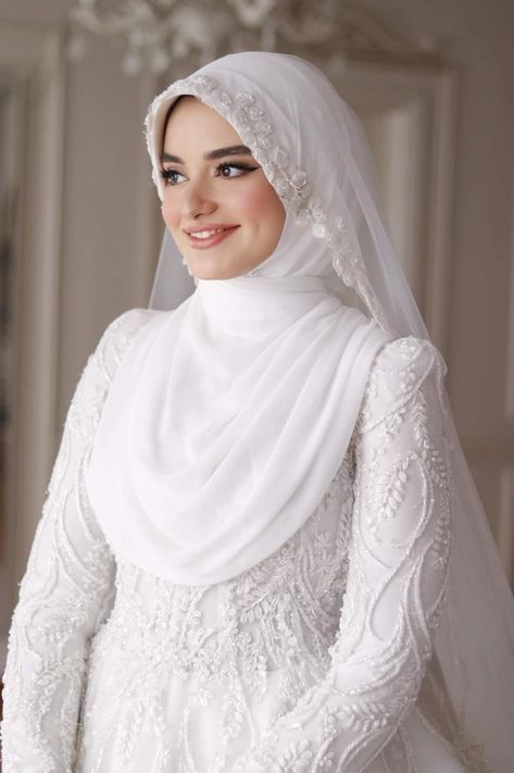 Muslimah Wedding Dress Simple, Egypt Wedding Dress, Hijab Bride Veil, Veil Wedding Hijab, Veiled Dresses, Egypt Wedding, Muslim Wedding Dress Hijab Bride, Pride Dress, Elegant Long Sleeve Wedding Dresses