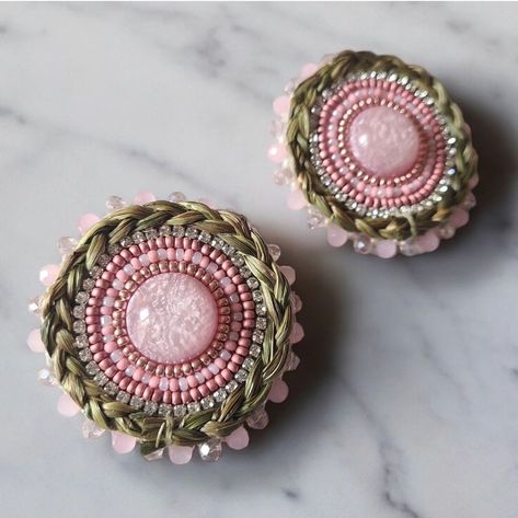 Indigenous made pink stud earrings with sweetgrass braid. Beaded Hair Ties, Indigenous Beaded Earrings, Sweetgrass Braid, Contemporary Beadwork, Fancy Shawl Regalia, Indigenous Earrings, Indigenous Crafts, Fancy Shawl, Beaded Ideas