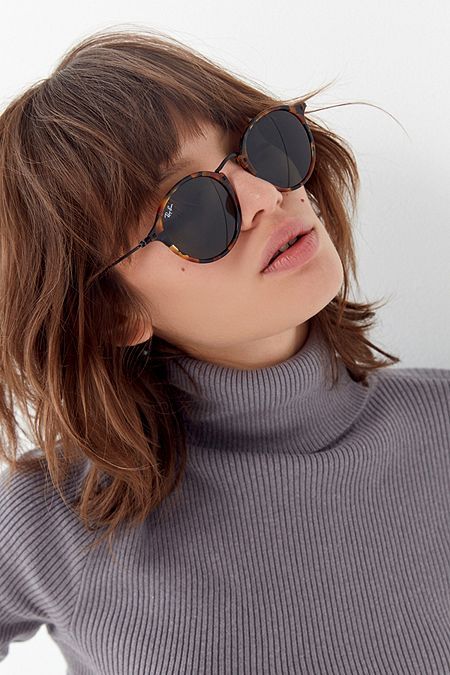 Ray-Ban Round Fleck Sunglasses Ray Ban Round Fleck, Ray Ban Sunglasses Women Aviators, Ray Ban Round, Elegant Sunglasses, Ray Ban Round Sunglasses, Classy Glasses, Ray Ban Sunglasses Women, Ray Ban Round Metal, Ray Ban Models