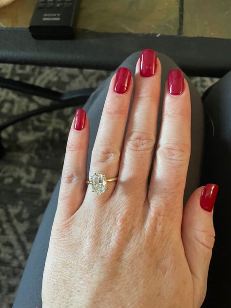 #nails #gelnails #nailideas #engagement #rings #ovalengagementrings #ovaldiamond Engagement Nails, Nails Red, Red Nail, Red Nails, Dream Wedding, Engagement Ring, Engagement Rings, Nails, Ring