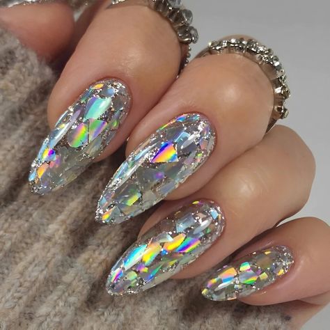 Broken Glass Nails, Glass Nails Designs, Nail Deaigns, Nails Designs Short, Shattered Glass Nails, Glass Nails Art, Nail Art Designs Images, Short Glass, Aurora Nails