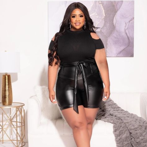 🖤 Elevate your wardrobe with our Sexy Sheath Leather Pants Set! Embrace your curves in style and sophistication. Tap the link in our bio to shop! #CurvyFashion #StyleWithCurvyNPretty #ShopCurvyNPretty #plussizeweddingdress #plussizebeauty #plushies #plus #plussizestyle #plusfashion #plussizefashion #plussize Summer Suit Women, Cargo Pants Outfit Women, Faux Leather Shorts, Plus Size Suits, Two Piece Short Set, Set Outfits, Summer Suits, Plus Size Summer, Summer Set