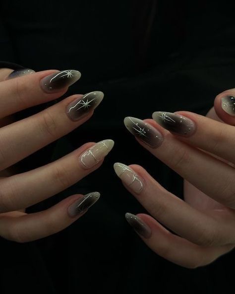 Gloomy Nail Designs, Black Aura Nails With Chrome, Black Almond Acrylic Nails Design, Black Aura Nails Short, Black Chrome Nail Designs, Gray Aura Nails, Black And Gray Nail Ideas, Black Jelly Nail Designs, Pearl Nails Black