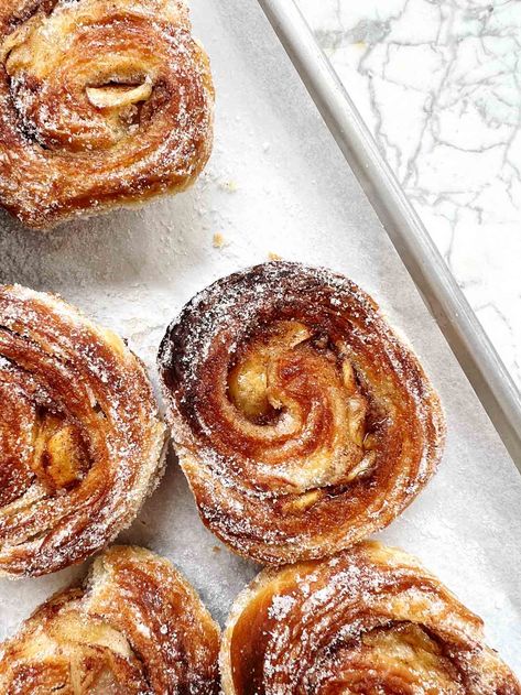 These flaky homemade morning buns are made with chopped apples and apple cider for ultimate flavor. All wrapped up in butter and cinnamon! Fall Morning Breakfast, Impressive Brunch Recipes, What To Eat With Apple Butter, Bakery Breakfast Aesthetic, Fall Recipes Sweet, Brunch Recipes Sweet, Homemade Breakfast Pastries, Sweet Yeast Dough Recipes, Savoury Baked Goods