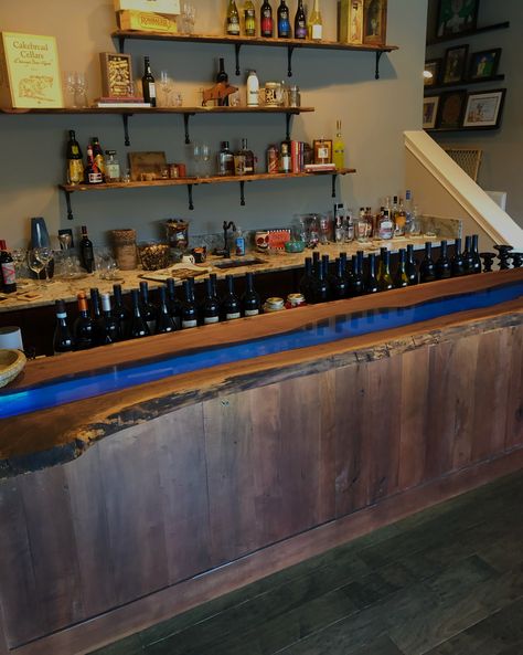 Bar Shelf Ideas For Home, Epoxy Resin Bar Top, Resin Bar Top, Bar Shelves Ideas, Walnut Bar Top, L Shape Bar, Wood Bar Top, Live Edge Bar, Live Edge Black Walnut