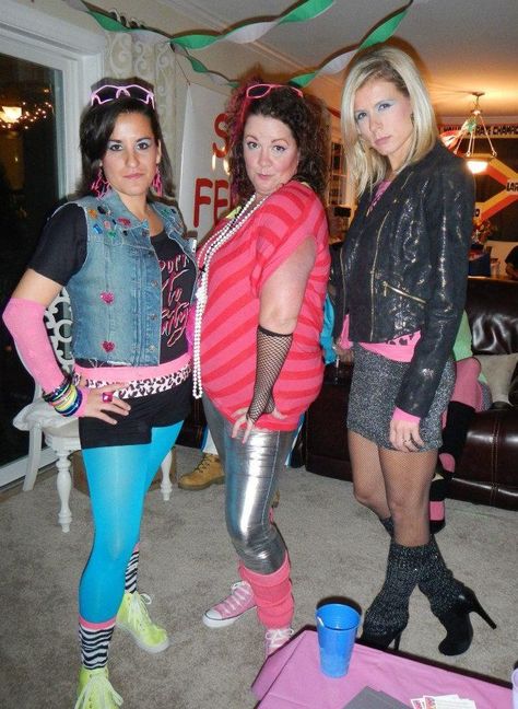 80's outfits for an 80s party 80s Party Outfits Plus Size, Lata 80 Moda Impreza, 80s Night Outfit, 80s Themed Outfits, 80s Theme Party Outfits, 80s Dress Up, 80s Party Costumes, 80’s Outfits, 80s Fashion Party