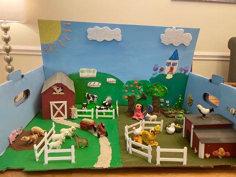 Farm Habitat Preschool, Shoe Box Farm Project, Chicken Coop Diorama, Farm Diorama Projects, Play Farm Diy, Farm Toys Diy, Animal Project Ideas, Farm Animal Houses, Farm Animals Activity For Preschoolers