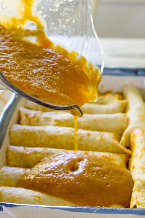 Sweet Potato Enchilada Skillet, Pumpkin Spice Dinner Recipes, Pumpkin Enchilada Sauce, Pumpkin Chicken Enchiladas, Fall Enchiladas, Halloween Enchiladas, Pumpkin Enchiladas, Pumpkin Chicken, Pumpkin Recipes Dinner