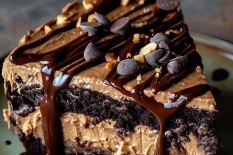 Chocolate Peanut Butter Ooey Gooey Cake - recipestasteful Chocolate Peanut Butter Ooey Gooey Cake, Dessert With Few Ingredients, Ooey Gooey Cake, Chocolate Butter Cake, Butter Cake Cookies, Ooey Gooey Butter Cake, Butter Desserts, Desserts With Few Ingredients, Gooey Cake