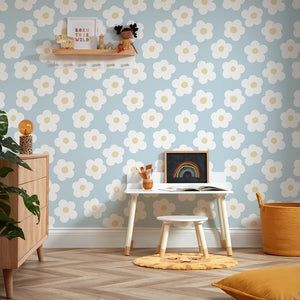 Daisy Themed Room, Toddler Blue Room, Little Boys Room Wallpaper, Baby Blue Girls Bedroom, Blue Toddler Girl Room, Girls Bedroom Blue Walls, Daisy Bedroom Ideas, Nursery Wall Design, Girls Room Blue