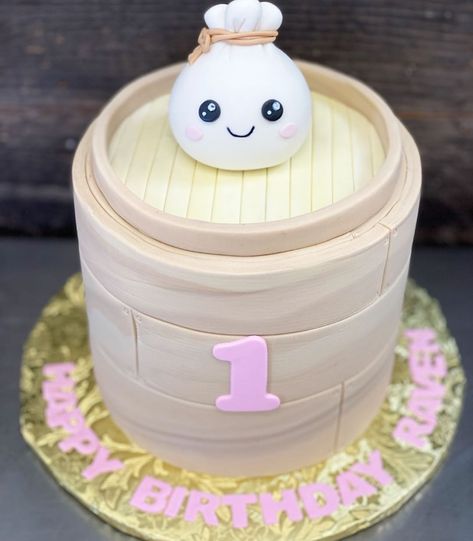 Dumpling Birthday Cake, Dumpling Cake, Dumpling Party, Birthday Bento, Asian Cake, Hosting Parties, Pokemon Birthday Party, Mini Cakes Birthday, Bento Cake