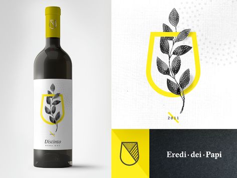 Design Packaging Ideas, Wine Logo Design, Creative Wine Label, Wine Bottle Label Design, Wine Packaging Design, Wine Logo, Wine Bottle Design, Bottle Label Design, Wine Label Design