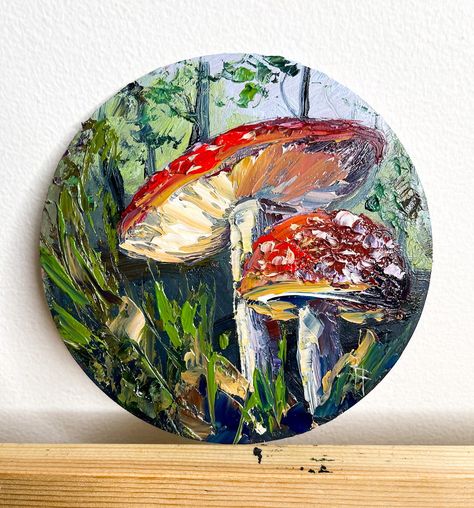 Lilac Painting Circle Painting Circle Miniature Original Oil - Etsy Circular Canvas Painting Easy, Round Canvas Ideas, Circular Painting Ideas, Circle Canvas Painting Ideas, Circle Canvas Painting, Round Canvas Painting, Circular Canvas Painting, Circular Painting, Mushroom Painting