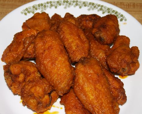 Restaurant-Style Chicken Wings at Home! Restaurant Style Chicken Wings, Wings At Home, Restaurant Chicken, Hot Chicken Wings, Wings Restaurant, Buffalo Recipe, Football Food, Chicken Wing Recipes, Wing Recipes