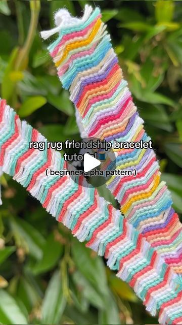 Ella🪸🐋🤍 ( UK Based ) on Instagram: "Rag Rug Friendship Bracelets are perfect if you’re a beginner to alpha patterns🤍   I really hope this helps beginner bracelet makers🧵🤍   #bracelet #bracelets #friendshipbracelets #friendshipbracelet #braceletmaking #bracelettutorial #tutorial #macrame #macrametutorial #explorepage #handmadejewelry #handmadebracelets #ragrug #ragrugs #ragrugbracelet #ellasartspace   Would you give this bracelet a go?🤔" Rag Rug Bracelet, Cute Friendship Bracelets, Macrame Tutorial, Kung Fu Panda, Alpha Patterns, Bracelet Tutorial, Rag Rug, Friendship Bracelet Patterns, Kung Fu