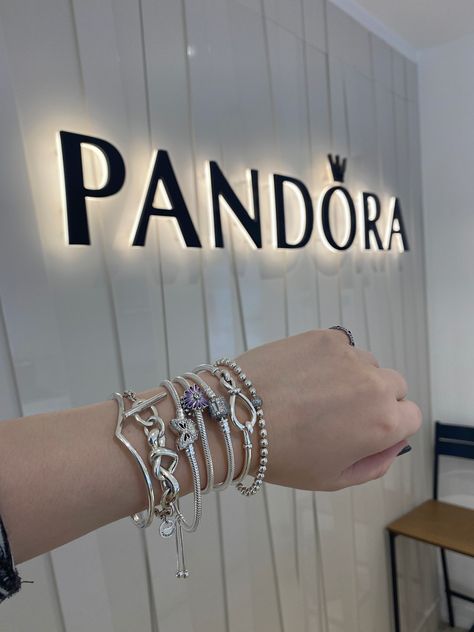 Pandora Bracelet Stack, Pandora Rings Stacked, Pandora Safety Chain, Pandora Design, New Pandora Charms, Pandora Earrings, Latest Bracelets, Pandora Necklace, Stackable Bangles