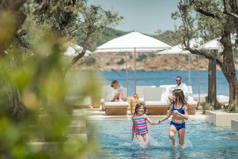 Resorts In Greece, Athens Beach, Resorts World Manila, Greece With Kids, Hotels In Greece, Greece Resorts, Athens Hotel, Best Family Resorts, Resort Lifestyle