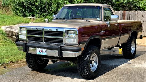 1992 Dodge D150 Pickup | W153 | Dallas 2019 Dodge Square Body Trucks, D150 Dodge, Dodge 300, 1st Gen Cummins, Junkyard Cars, Dodge Pickup Trucks, Old Dodge Trucks, Cummins Trucks, White Widow