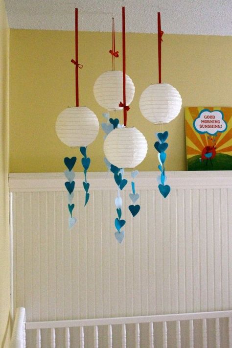 Creative Ideas To Recycle PAPER LANTERNS | family holiday Wedding Decorations Modern, Vintage Chinese Lanterns, Chanel Room, Lantern Crafts, Recycle Paper, Paper Lanterns Diy, Round Paper Lanterns, Lantern Ideas, Modern Wedding Decor