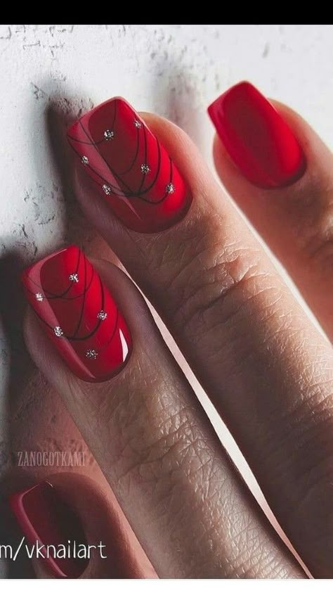 Crveni Nokti, Red Nail Art, Classy Nail Designs, Nail Design Inspiration, Red Nail Designs, Christmas Nails Acrylic, Red Nail, Classy Nails, Coffin Nails Designs