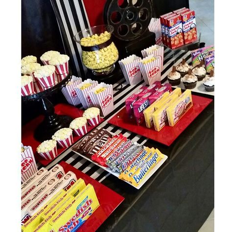 Hollywood Theme Party Food, Movie Night Candy Display, School Movie Night Concessions, Movie Candy Bar Home Theaters, Movie Theater Birthday Party Ideas, Movie Theater Candy Drawer, Movie Night Themed Birthday Party Snack Bar, Movie Theater Party, Birthday Movie Night