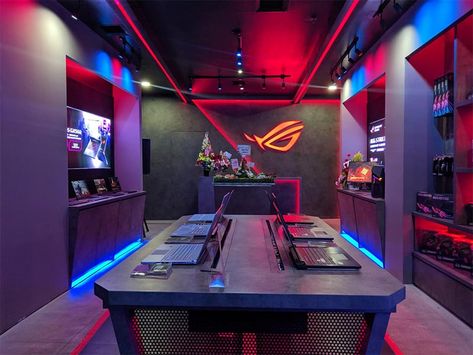 Asus ROG Store is Targeted to Boost 50 Percent of ASUS Sales in RI Check more at https://marketivate.com/asus-rog-store-is-targeted-to-boost-50-percent-of-asus-sales-in-ri/ Gaming Lounge, Retail Store Design, Store Design Interior, Asus Rog, Store Interior, Desk Set, Gaming Setup, Retail Store, Store Design