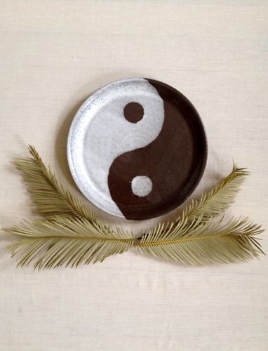 www.recreationcentershop.com Josephine Heilpern Ying Yang Clay, Sculpture Background, Clay Jewellery Holder, Vinyl Art Paint, Cooper Union, Flower Pot Art, Jewellery Holder, Ring Plate, Clay Crafts Air Dry