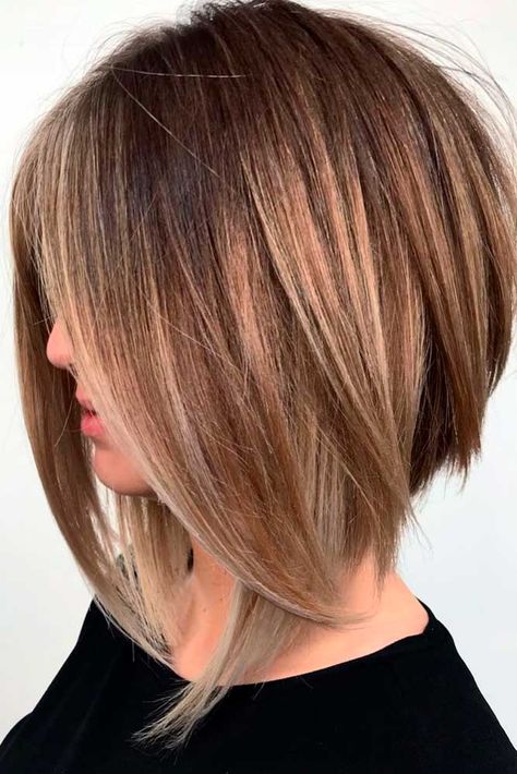 36 Amazing Layered Bob Haircuts: Modern And Stylish Long Angled Bob Hairstyles, Long Bob Haircut With Layers, Long Angled Bob, Inverted Bob Haircuts, Angled Bob Haircuts, Angled Bob Hairstyles, Inverted Bob Hairstyles, Kadeřnické Trendy, Layered Bob Haircuts